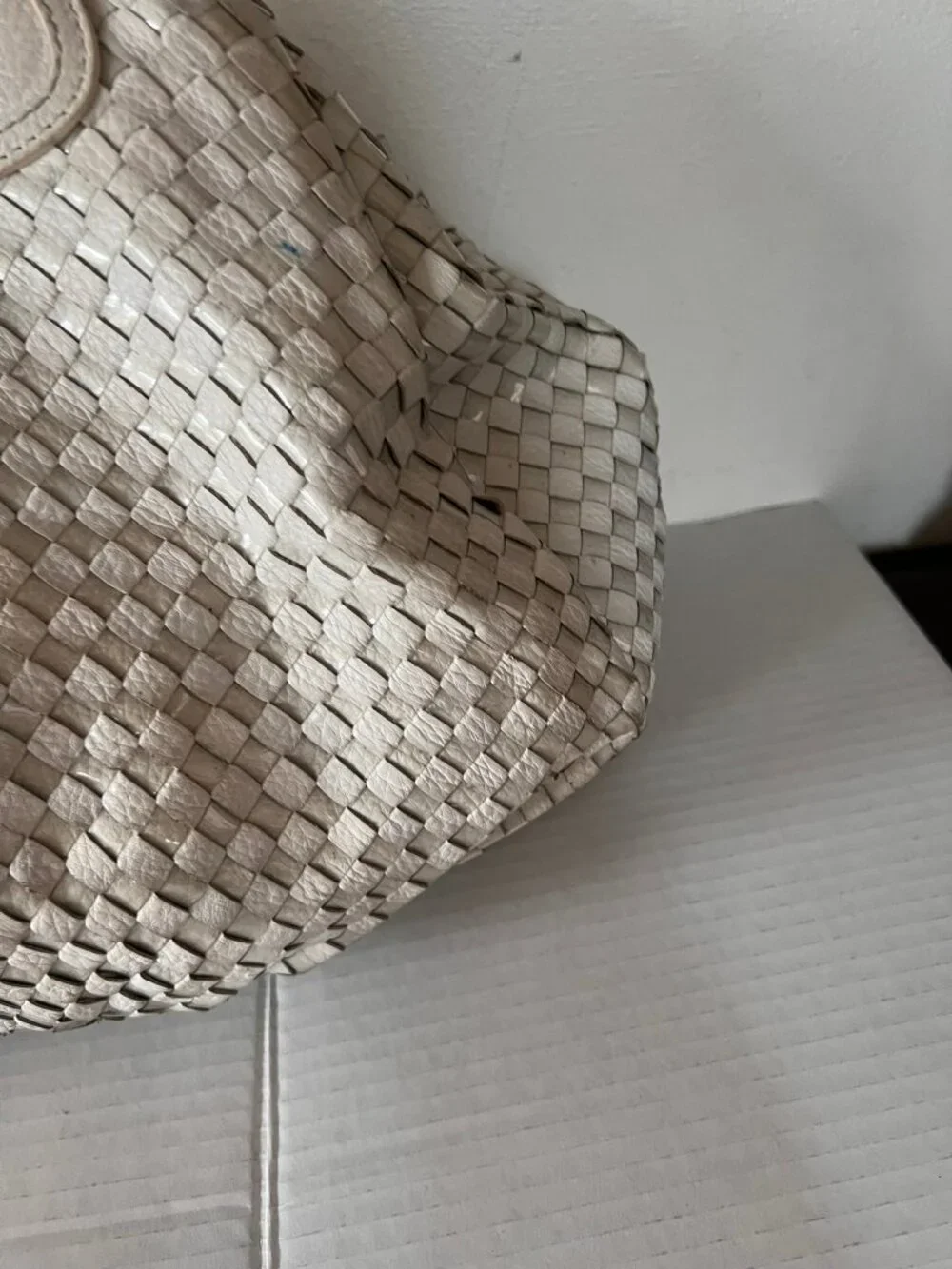 VINTAGE ELLIOTT LUCCA WOVEN SATCHEL BAG CLASP CLOSURE